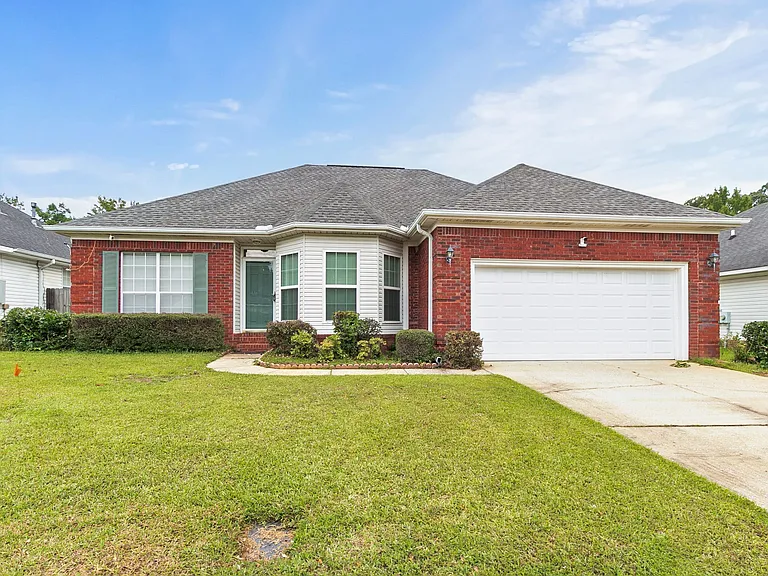4500 Heatherbrook Blvd — Photo 1
