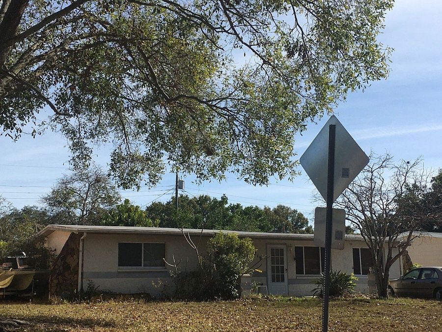 2nd image of 10719 110th Ln