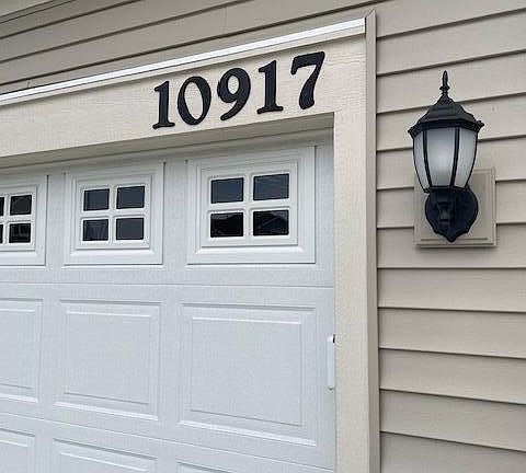 2nd image of 10917 Illinois Dr