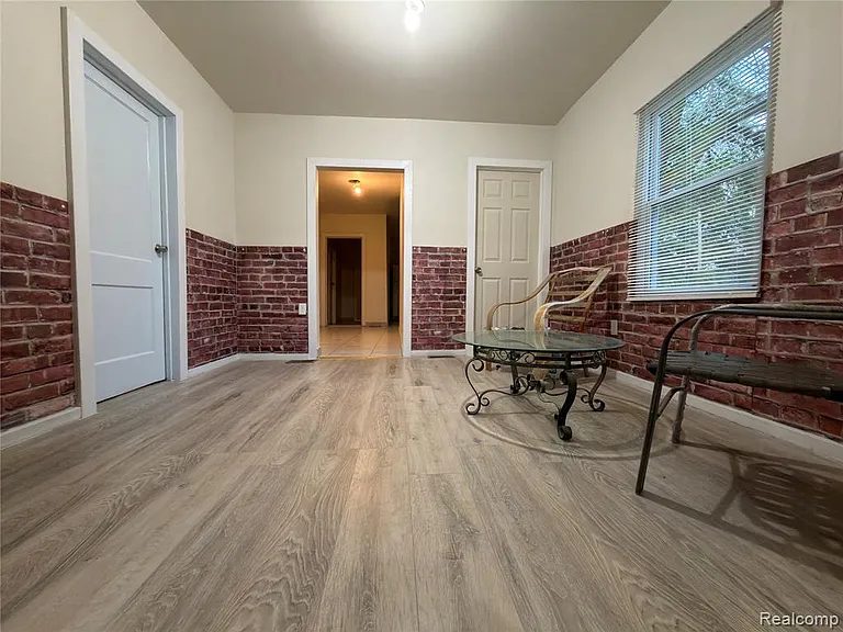 17196 Shields Ave — Photo 14