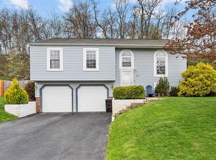 4831 Bayfield Rd, Allison Park, PA 15101