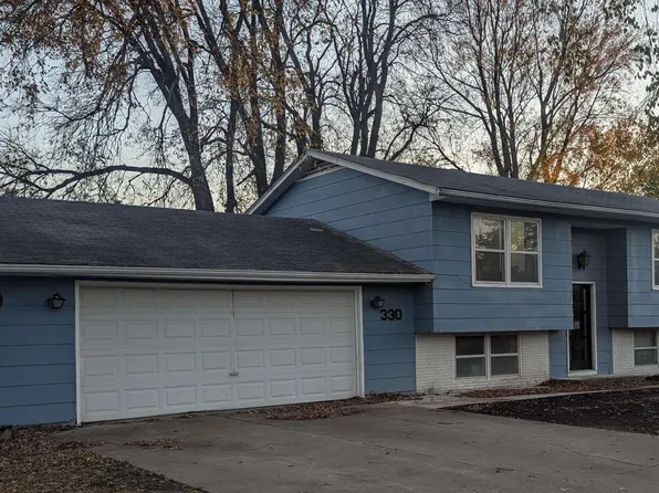 330 8th Ave, Grinnell, IA 50112