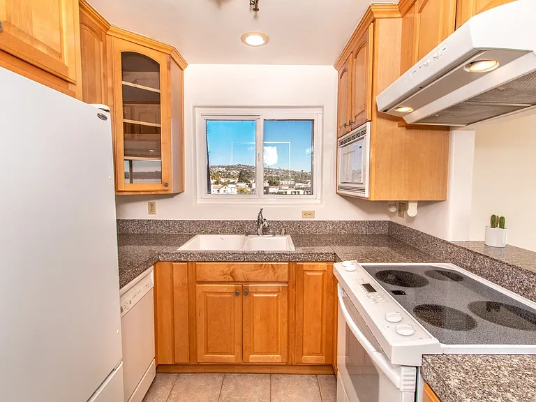 4015 Crown Point Dr #P1 — Photo 7