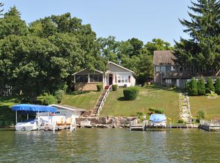 N7435 Country Club Dr, Elkhorn, WI 53121