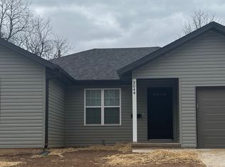 3044 W Harrison St, Springfield, MO 65802