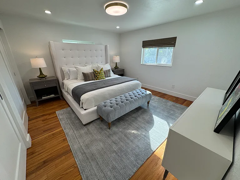 276 Snell Isle Blvd NE — Photo 21