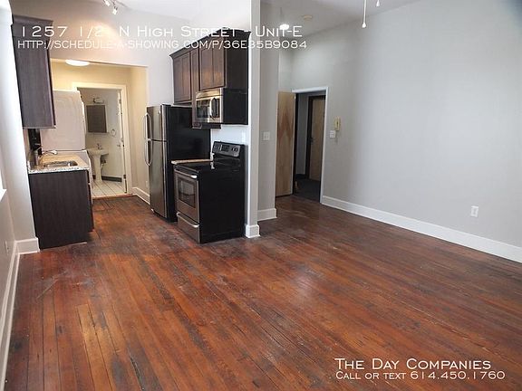 3rd image of 1257 1/2 N High St APT E