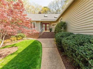 2911 Summerhurst Dr, Midlothian, VA 23113