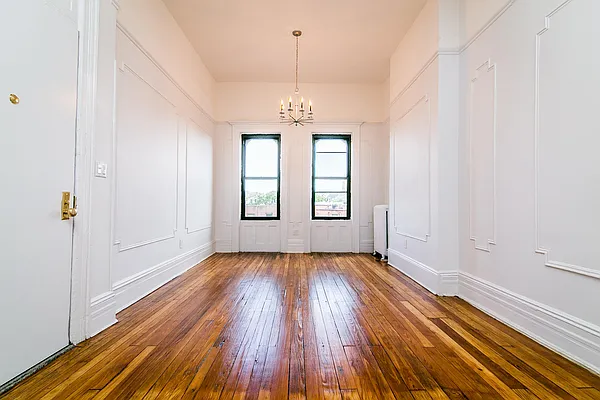 Rented by Nooklyn NYC LLC | media 34