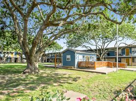 1305 Memorial Apartments