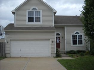 240 W Skylark St, Gardner, KS 66030