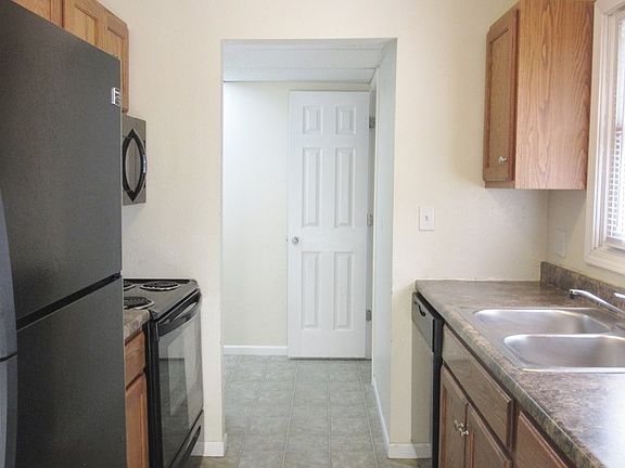 4th image of 903 Sundown Dr