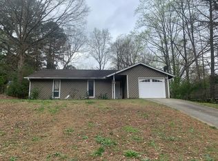 1518 Silver Lake Dr, Norcross, GA 30093