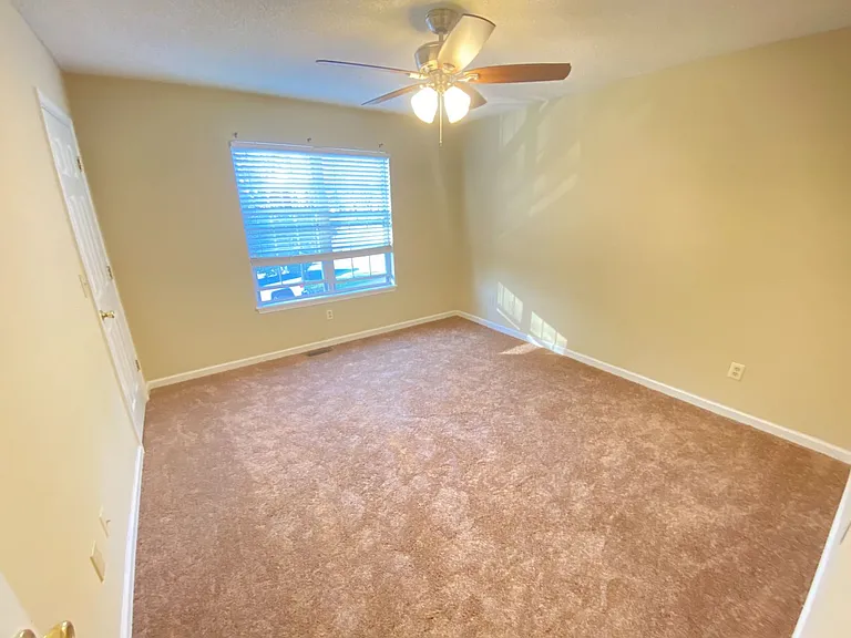 534 Wright Ave — Photo 11