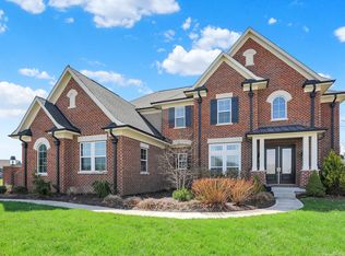 5658 Bentbrook Dr, Bargersville, IN