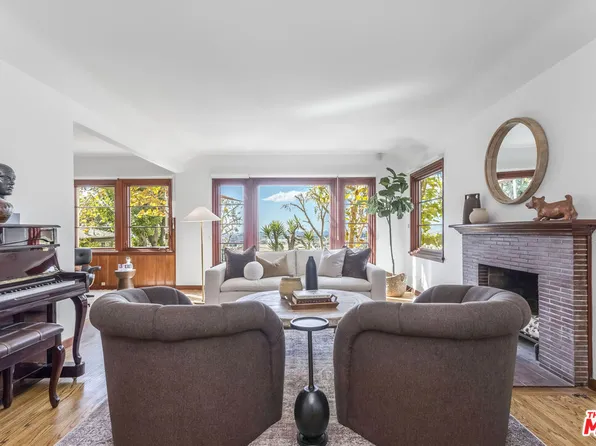 2419 Ronda Vista Dr, Los Angeles, CA 90027