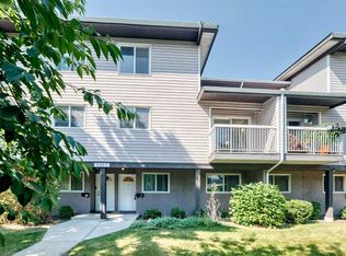 3800 S Fonda Way SE #7, Calgary, AB T2A 6G8