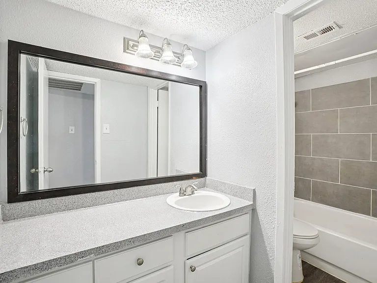 Don't Miss Out Biltmore Homes Leasing Fast — Photo 53