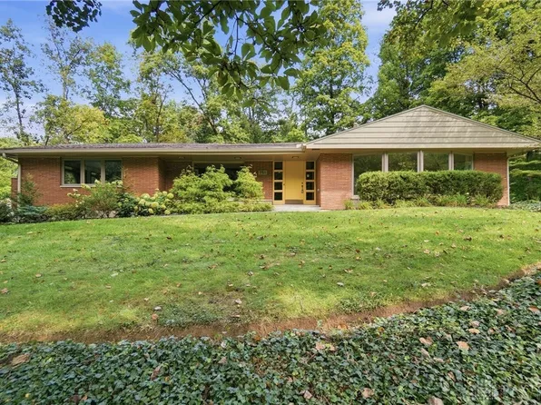 751 Laurelwood Rd, Dayton, OH 45419
