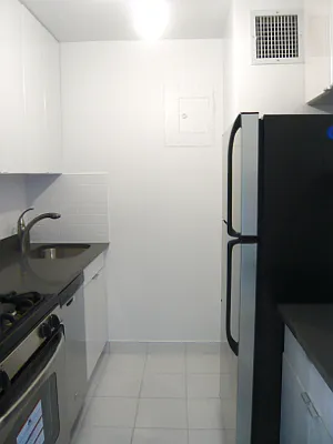 Rented by Veracity NYC LLC | media 26