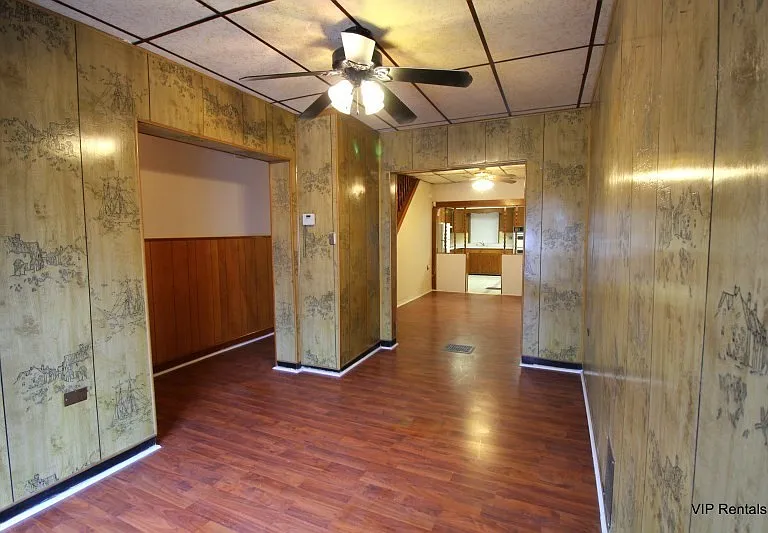 113 N Clinton St — Photo 3
