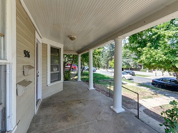 2nd image of 926 Marine St #2621298