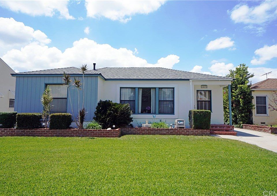 2nd image of 14832 Anaconda St
