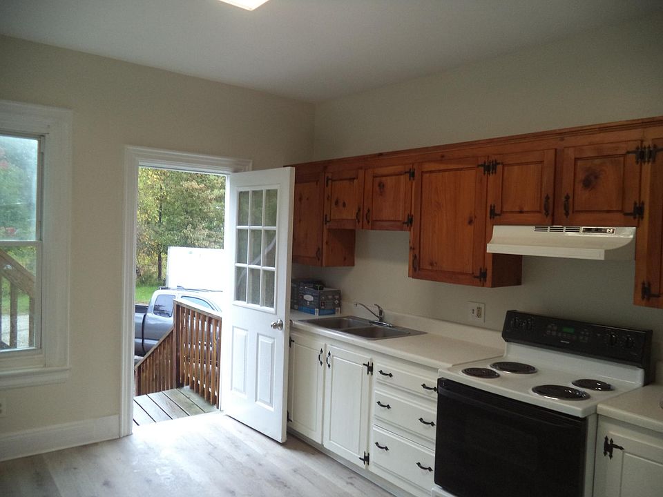 1st image of 70 Henniker St #C