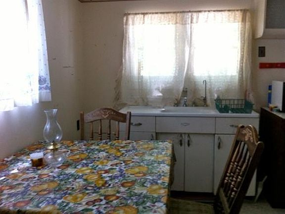3rd image of 3855 W Underwood Dr