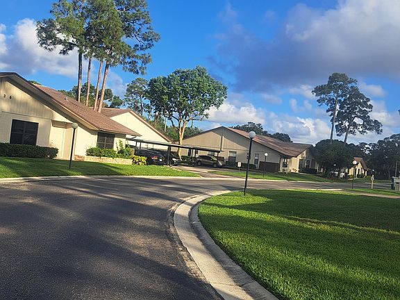 2nd image of 2838 Stoneway Lane