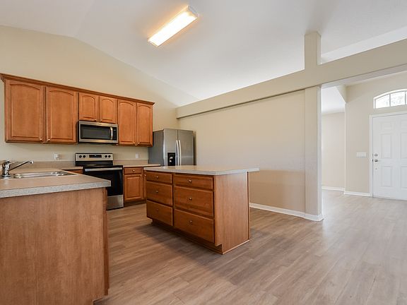 2nd image of 1803 Ironwood Way