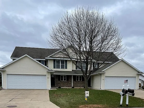 2032 River Point Ct