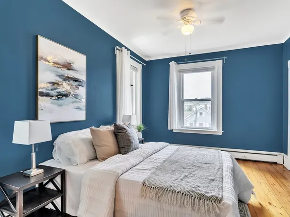 1228 Cambridge St #2, Cambridge, MA 02139