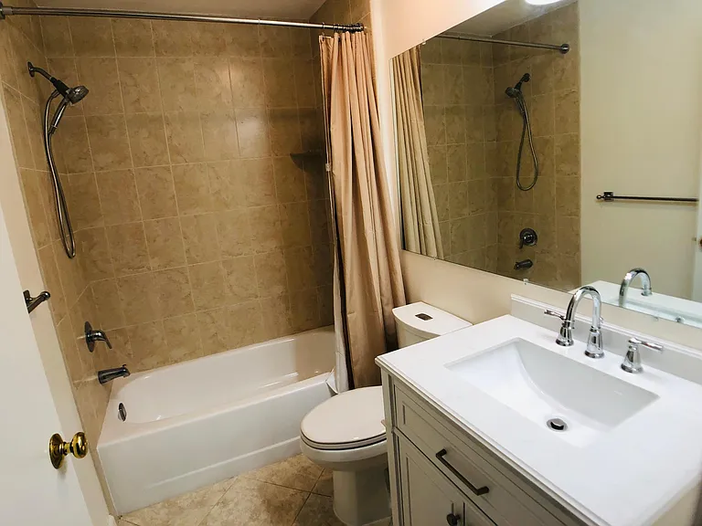 2501 Vroom Dr — Photo 18
