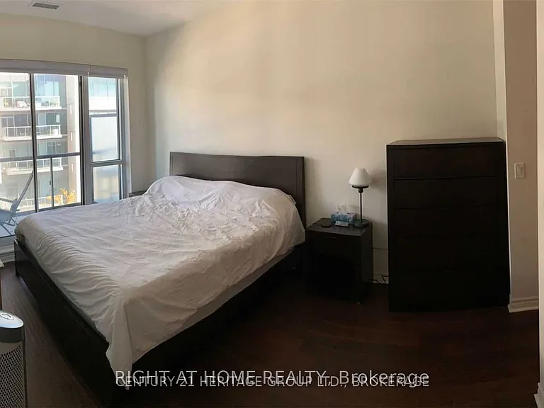 39 Annie Craig Dr #412 — Photo 10