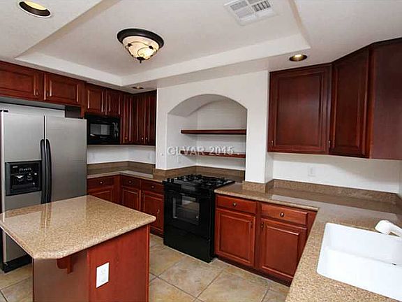 5th image of 841 Eureka Falls Ct