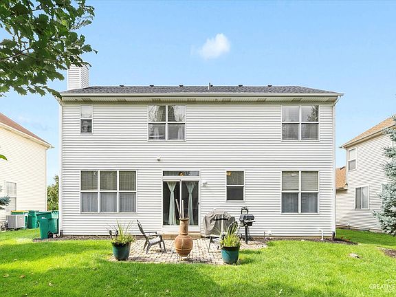 3rd image of 12213 Shagbark Dr