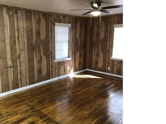 2nd image of 3306 Perez St