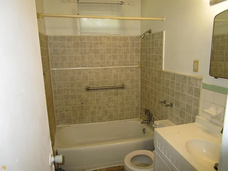 803 Grosso Ave — Photo 12