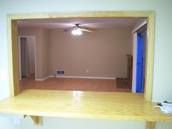 4th image of 1167 Atascadero St