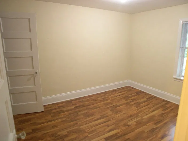 Available November 1! 2 BR townhome with 1.5 stall garage! — Photo 4