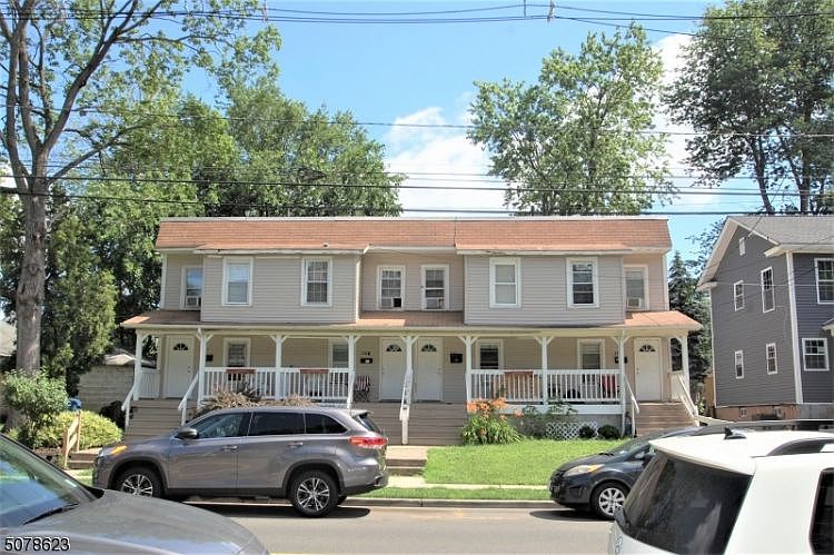 2nd image of 274 Grove St #4
