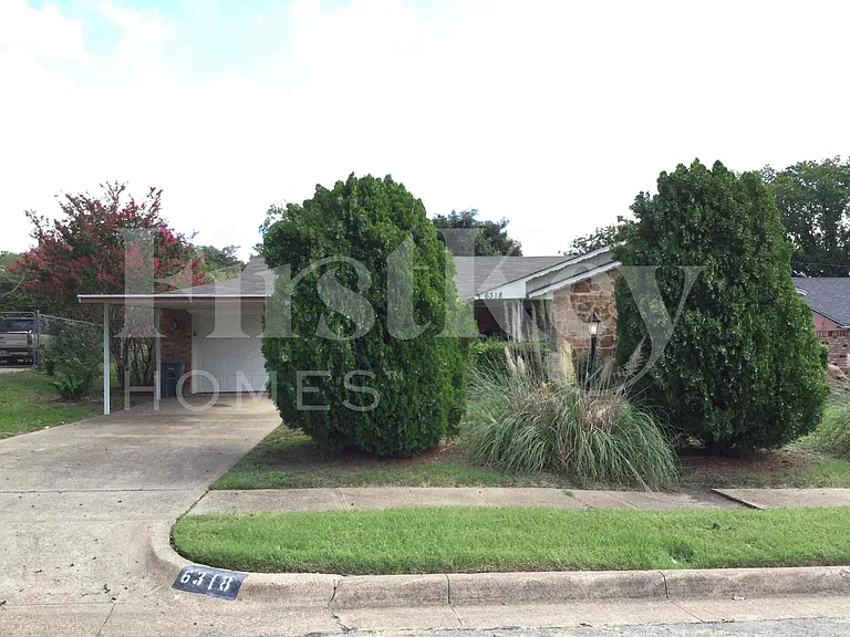 6318 Songwood Dr — Photo 2