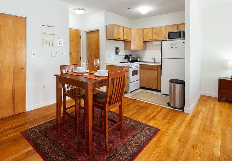 220 Beacon St #301 — Photo 8