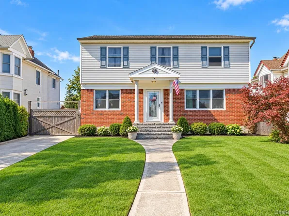 45 Carman Avenue, East Rockaway, NY 11518