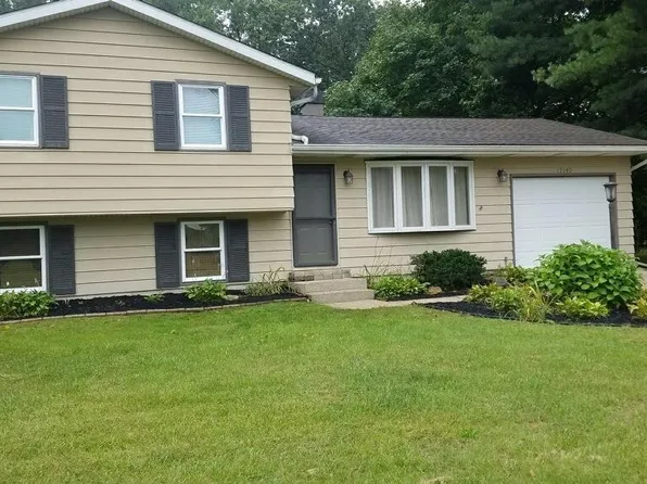 19140 Auten Rd, South Bend, IN 46637