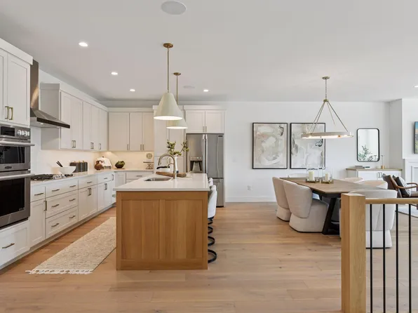 5833 Vernon Ln, Edina, MN 55436