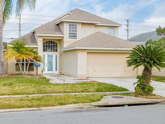 3rd image of 2830 Saint Augustine Dr