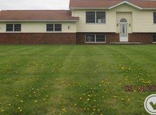 80680 Holmes Rd, Armada, MI 48005