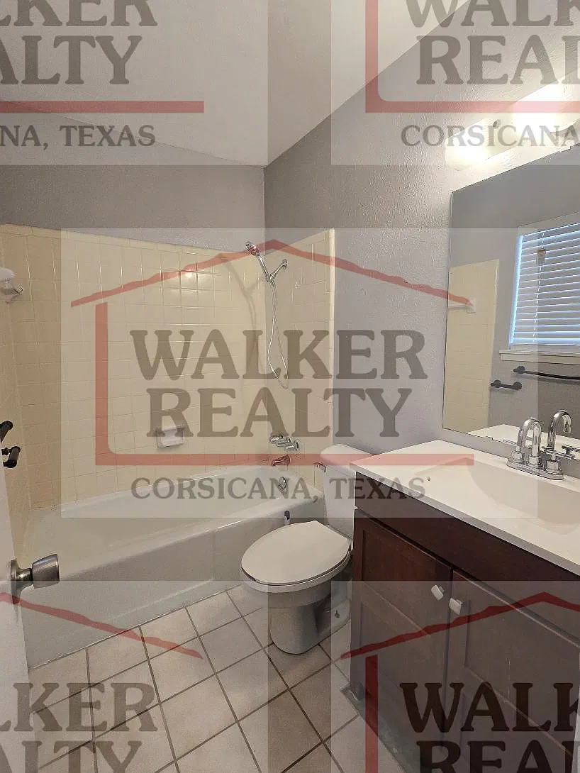 3 bed, 1239 sqft, $1,500 — Photo 1